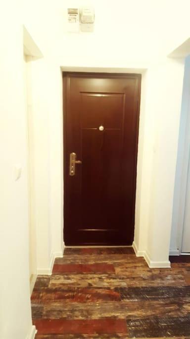 Lovely Apartament In Bucharest, Baba Novac Area Екстериор снимка