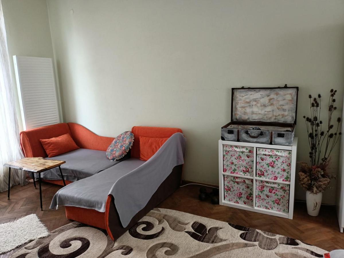 Lovely Apartament In Bucharest, Baba Novac Area Екстериор снимка