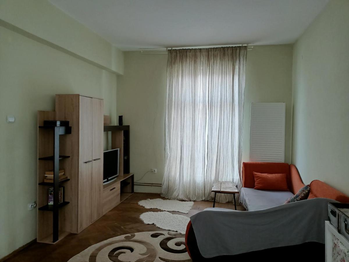 Lovely Apartament In Bucharest, Baba Novac Area Екстериор снимка
